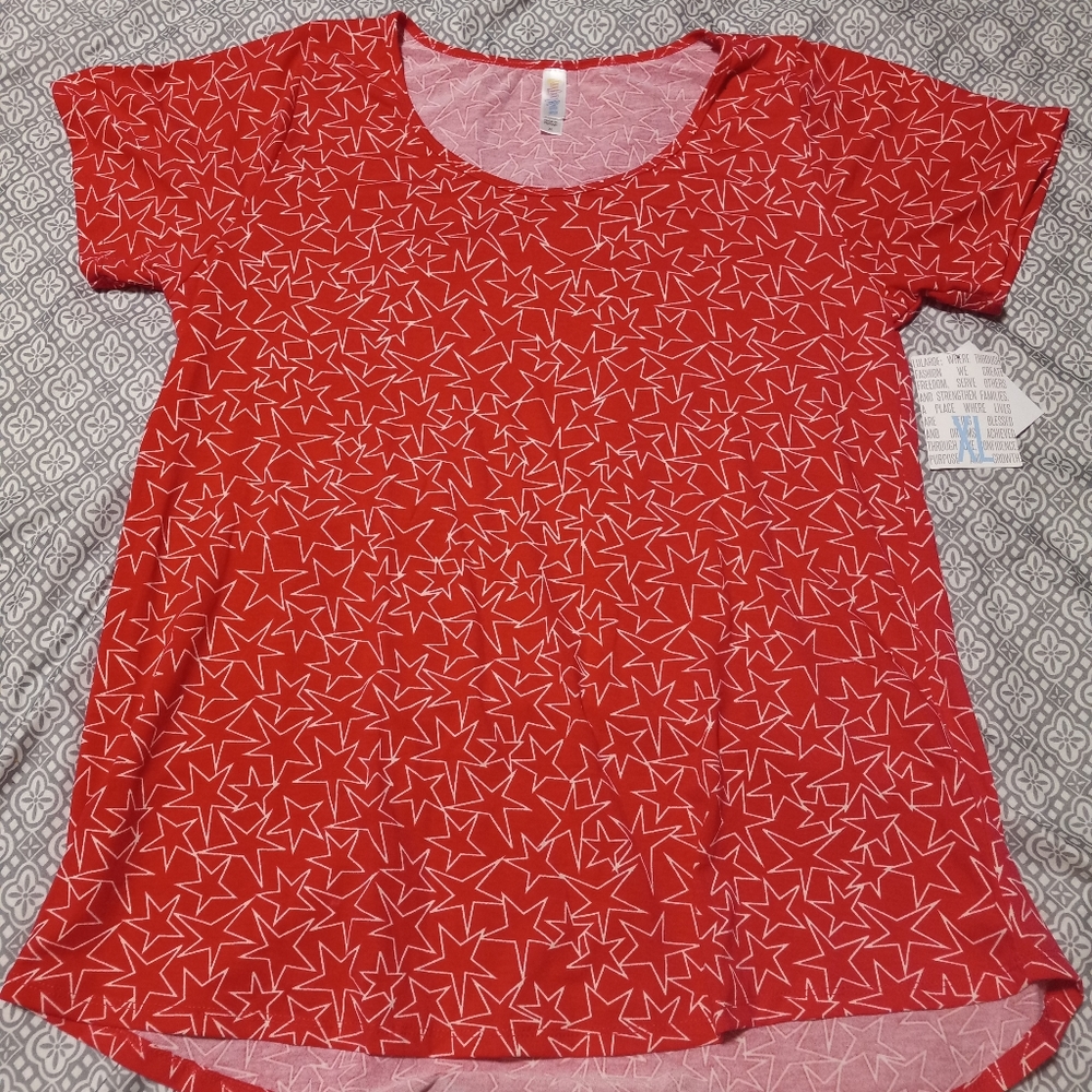NWT Hot Pink Stars LuLaRoe Classic Tee